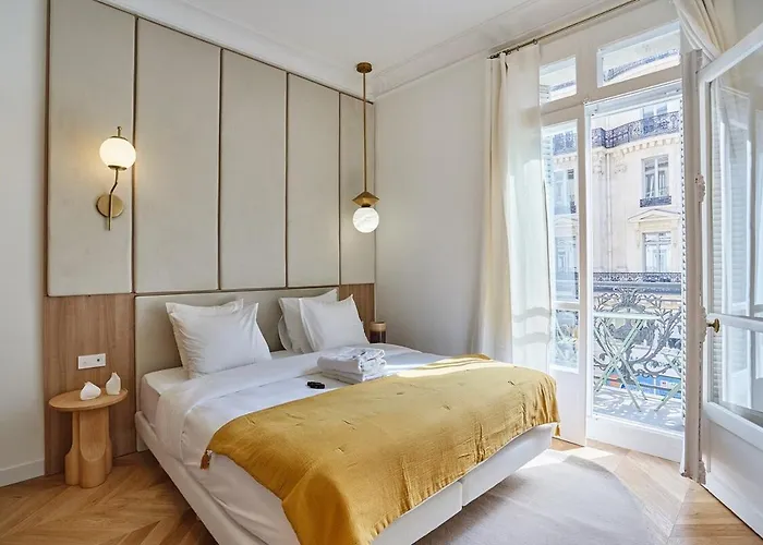 Opera Vendome By Prestige