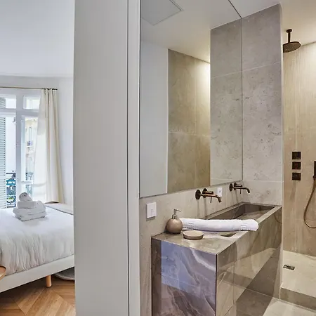 Opera Vendome By Prestige Apartment