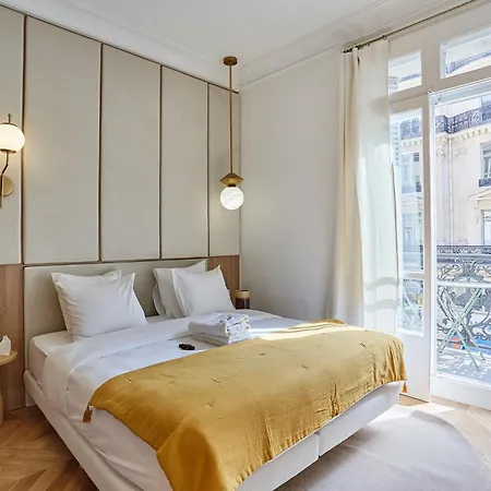 Opera Vendome By Prestige Apartment