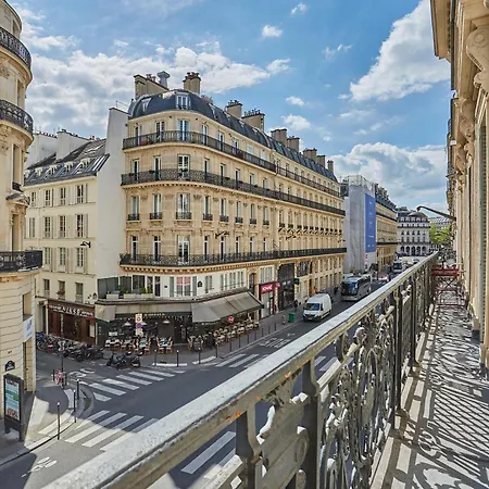 Opera Vendome By Prestige Apartment